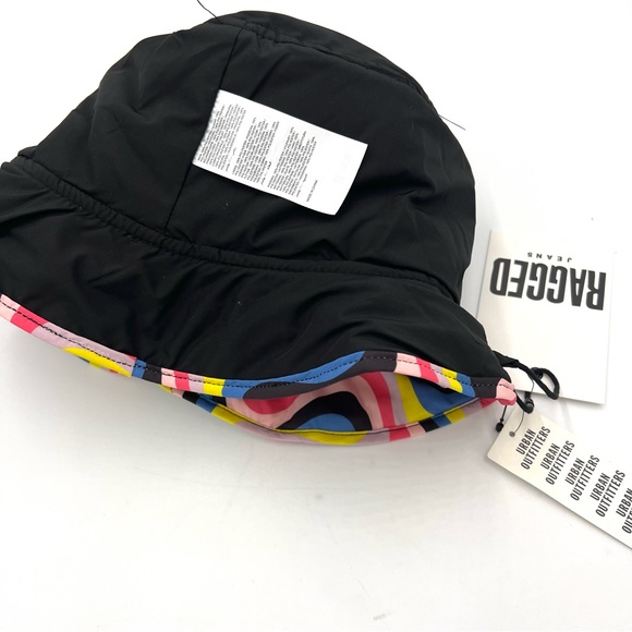 NWT Ragged Priest Rainbow Abstract Wavy Pink Black Reversible Puffer Bucket Hat - Picture 4 of 6